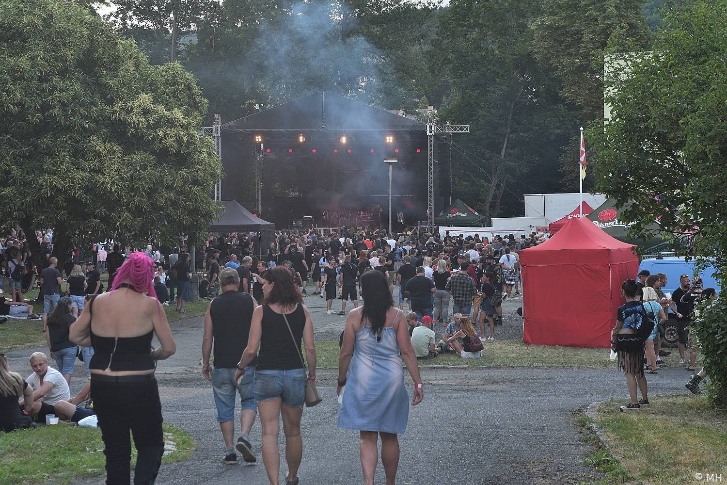 Třináctka byla pro Rock for JK Manětín šťastným číslem. Zahráli Vypsaná fiXa, Škwor i Alkehol