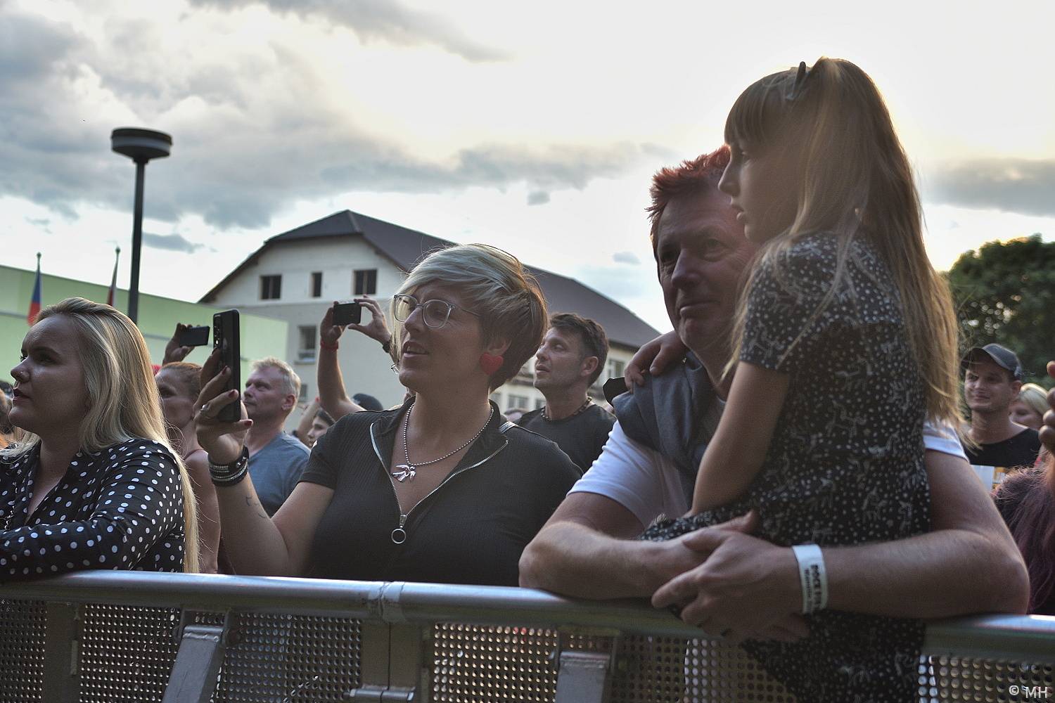 Třináctka byla pro Rock for JK Manětín šťastným číslem. Zahráli Vypsaná fiXa, Škwor i Alkehol