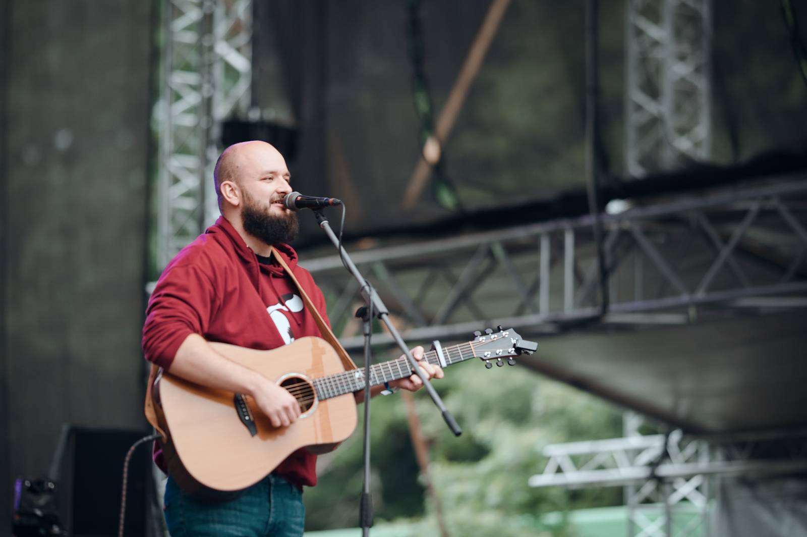 Déšť ani chlad fanoušky neodradily. Vysočina Fest přivítal IMT Smile, Inekafe, Annu K. i Horkýže slíže