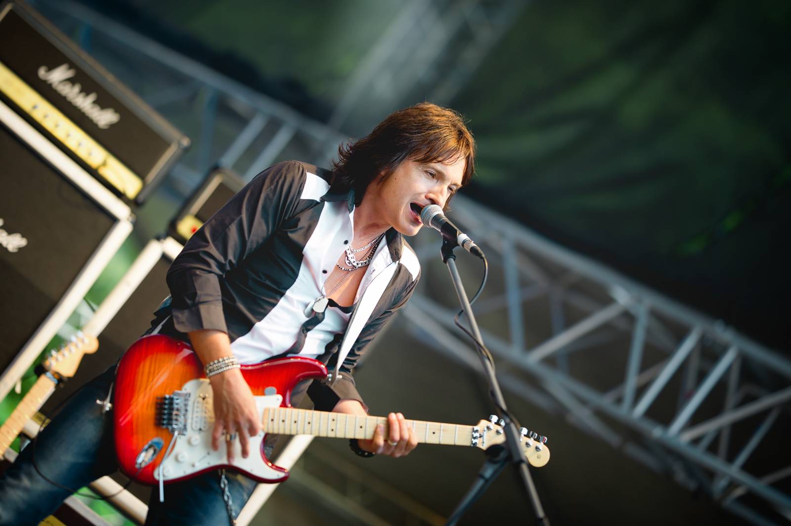 Déšť ani chlad fanoušky neodradily. Vysočina Fest přivítal IMT Smile, Inekafe, Annu K. i Horkýže slíže