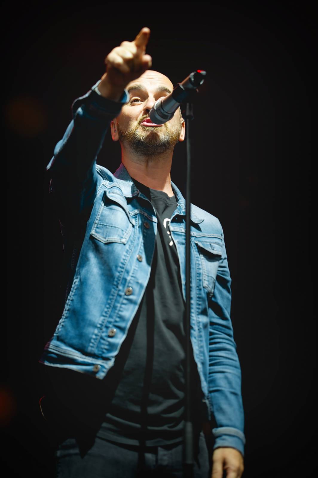 Déšť ani chlad fanoušky neodradily. Vysočina Fest přivítal IMT Smile, Inekafe, Annu K. i Horkýže slíže