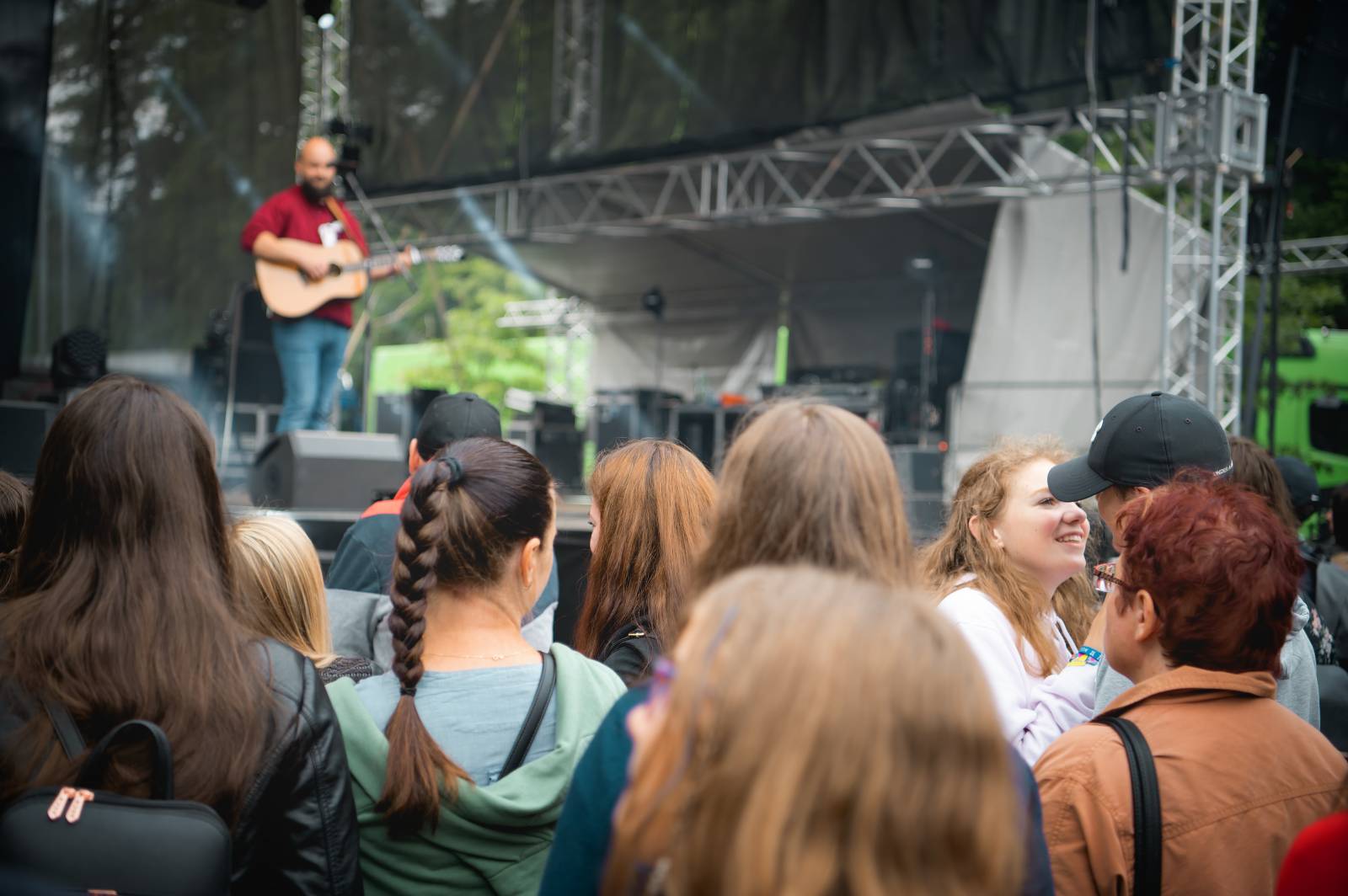Déšť ani chlad fanoušky neodradily. Vysočina Fest přivítal IMT Smile, Inekafe, Annu K. i Horkýže slíže