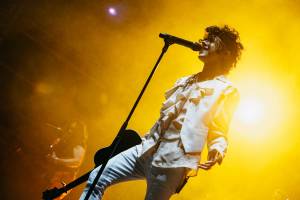 Třetí den na Colours of Ostrava. Zkrácený koncert LP i severská pouť s Wardrunou