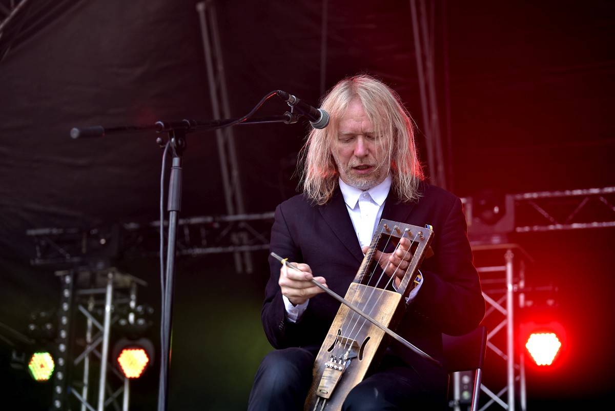 LP, Mesajah, Warduna nebo Sons of the East. Takový byl pátek na Colours of Ostrava