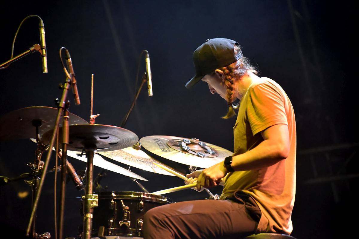 LP, Mesajah, Warduna nebo Sons of the East. Takový byl pátek na Colours of Ostrava