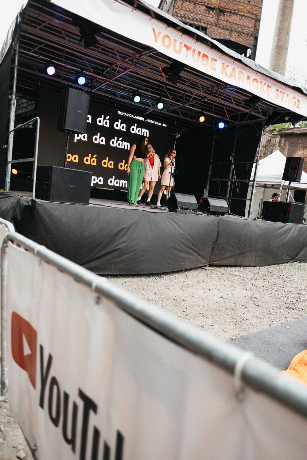 Martin Garrix rozzářil oblohu nad Ostravou, návštěvníkům Colours učarovali i Larkin Poe