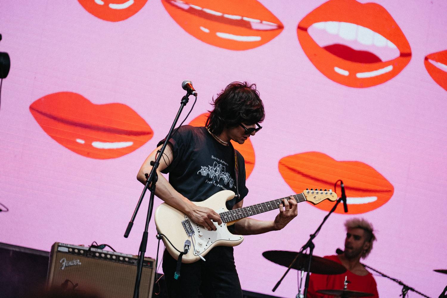 Martin Garrix rozzářil oblohu nad Ostravou, návštěvníkům Colours učarovali i Larkin Poe