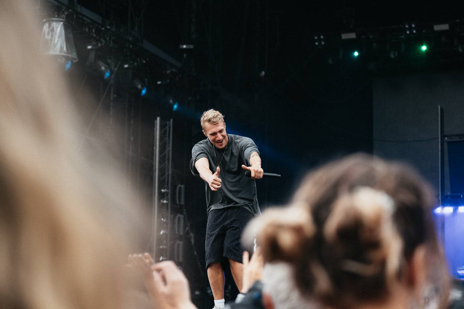 Martin Garrix rozzářil oblohu nad Ostravou, návštěvníkům Colours učarovali i Larkin Poe