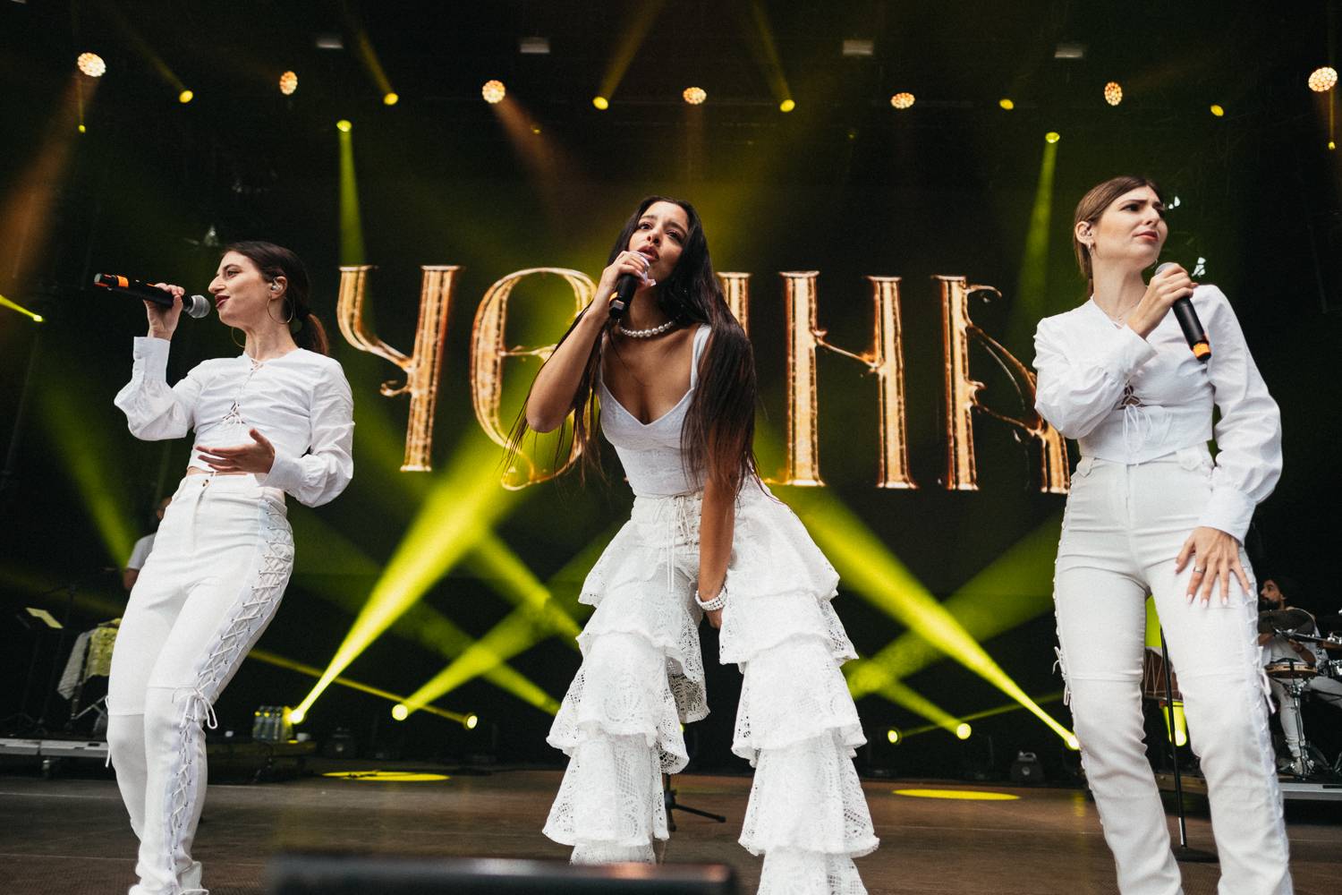 Martin Garrix rozzářil oblohu nad Ostravou, návštěvníkům Colours učarovali i Larkin Poe