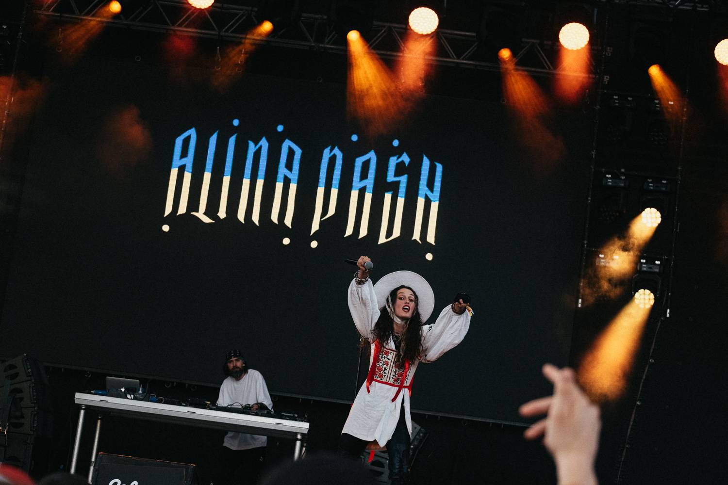 Martin Garrix rozzářil oblohu nad Ostravou, návštěvníkům Colours učarovali i Larkin Poe