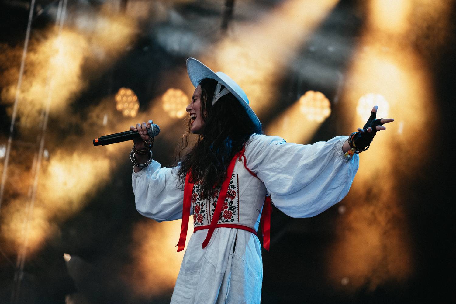 Martin Garrix rozzářil oblohu nad Ostravou, návštěvníkům Colours učarovali i Larkin Poe