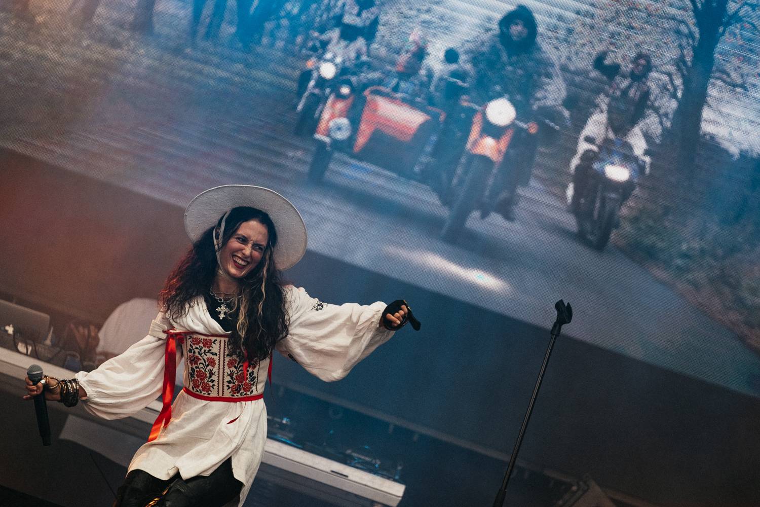 Martin Garrix rozzářil oblohu nad Ostravou, návštěvníkům Colours učarovali i Larkin Poe