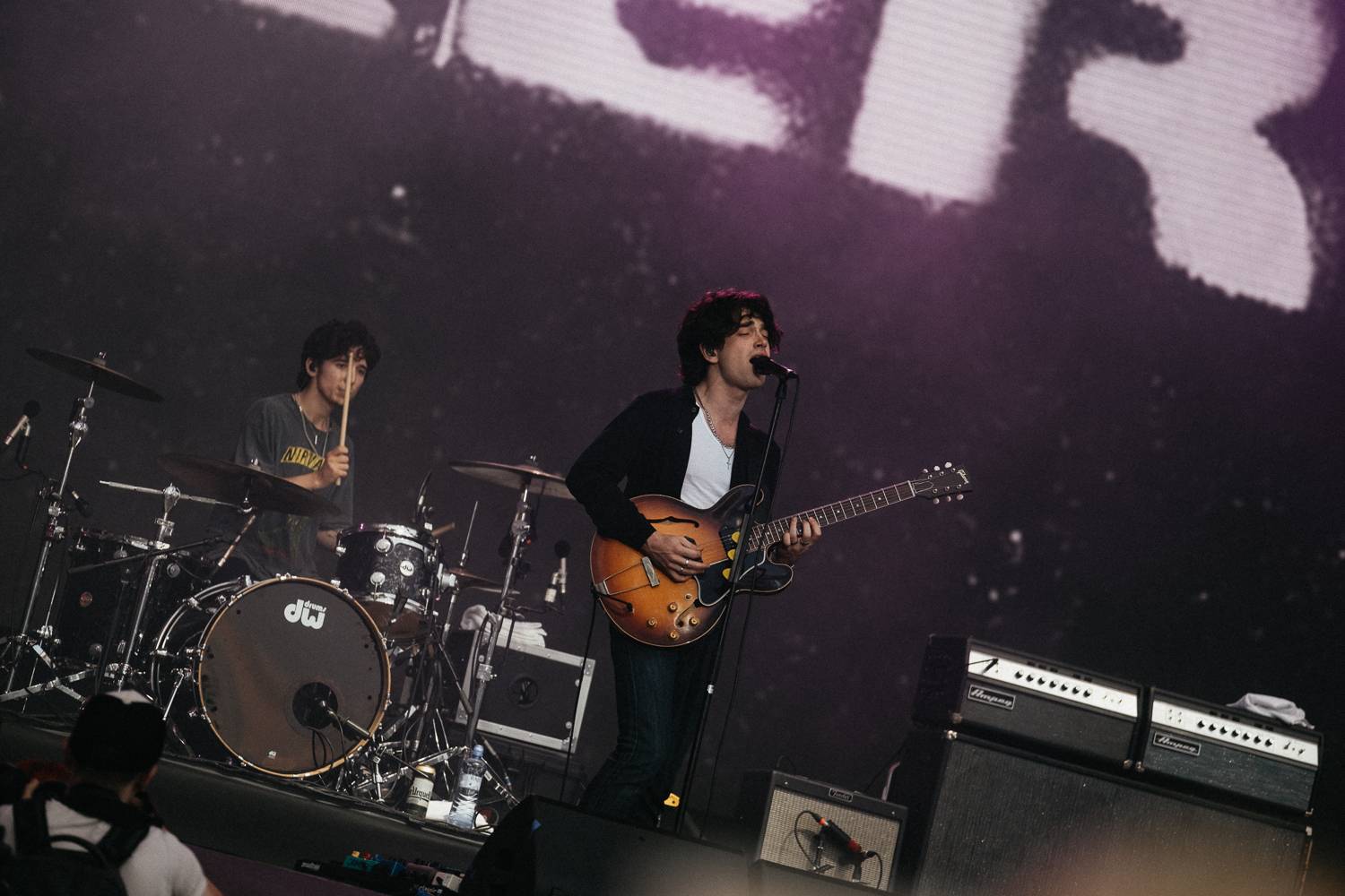 Martin Garrix rozzářil oblohu nad Ostravou, návštěvníkům Colours učarovali i Larkin Poe