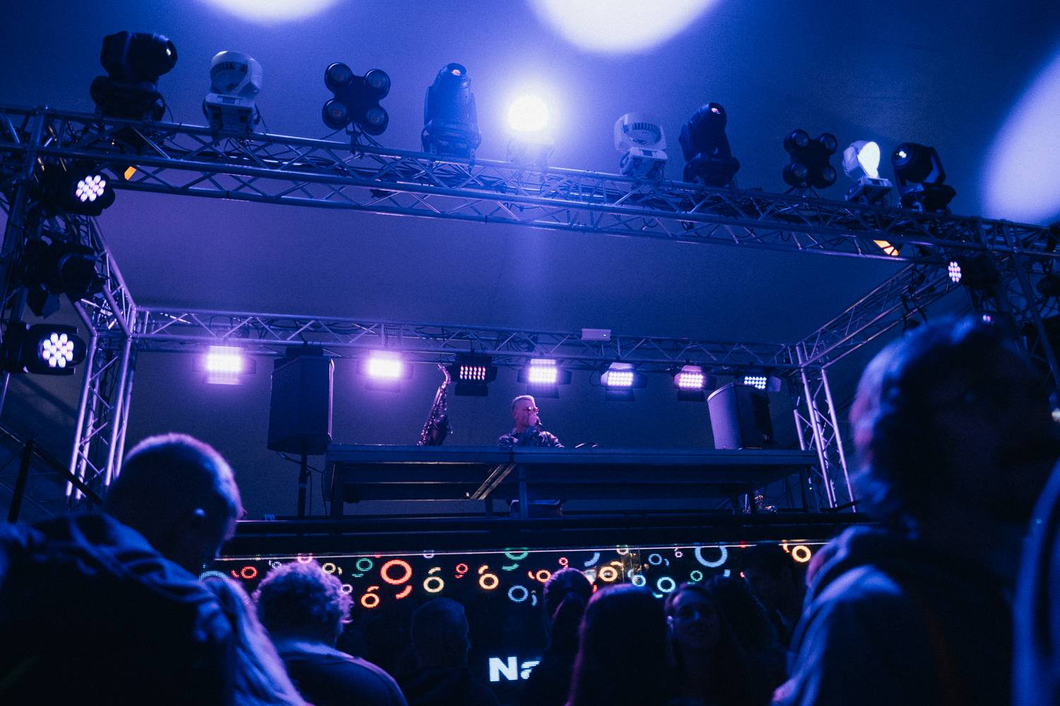 Martin Garrix rozzářil oblohu nad Ostravou, návštěvníkům Colours učarovali i Larkin Poe