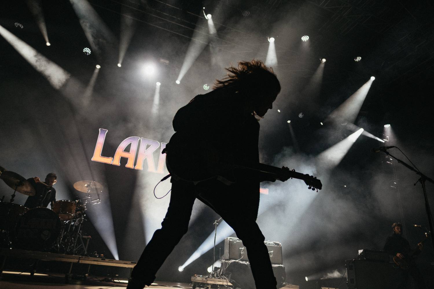 Martin Garrix rozzářil oblohu nad Ostravou, návštěvníkům Colours učarovali i Larkin Poe