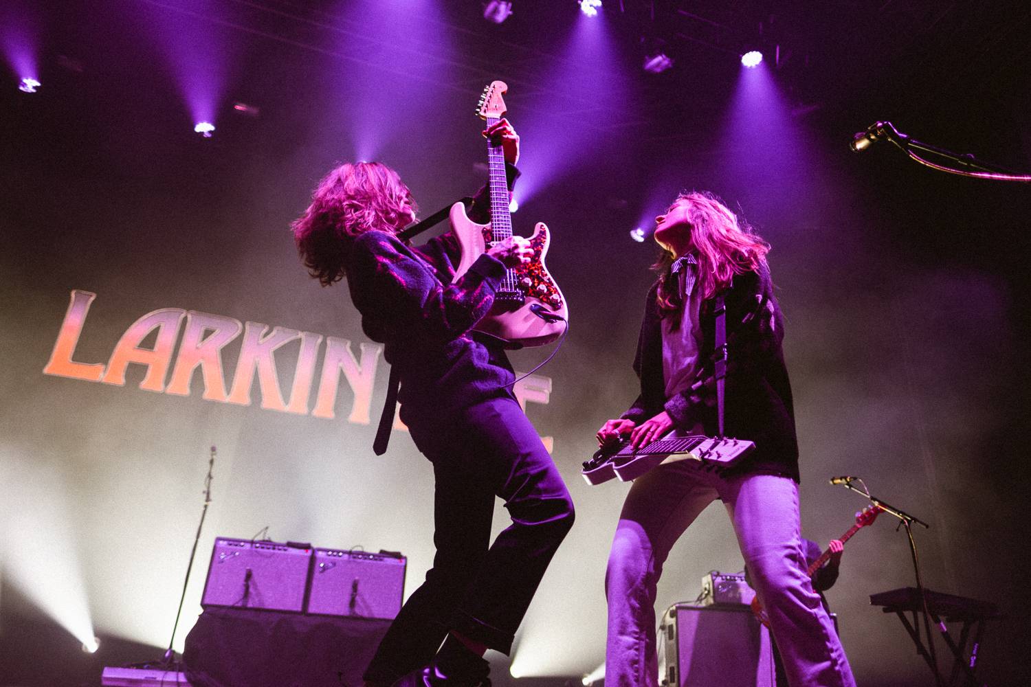 Martin Garrix rozzářil oblohu nad Ostravou, návštěvníkům Colours učarovali i Larkin Poe