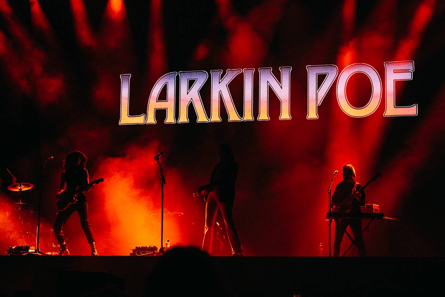 Martin Garrix rozzářil oblohu nad Ostravou, návštěvníkům Colours učarovali i Larkin Poe