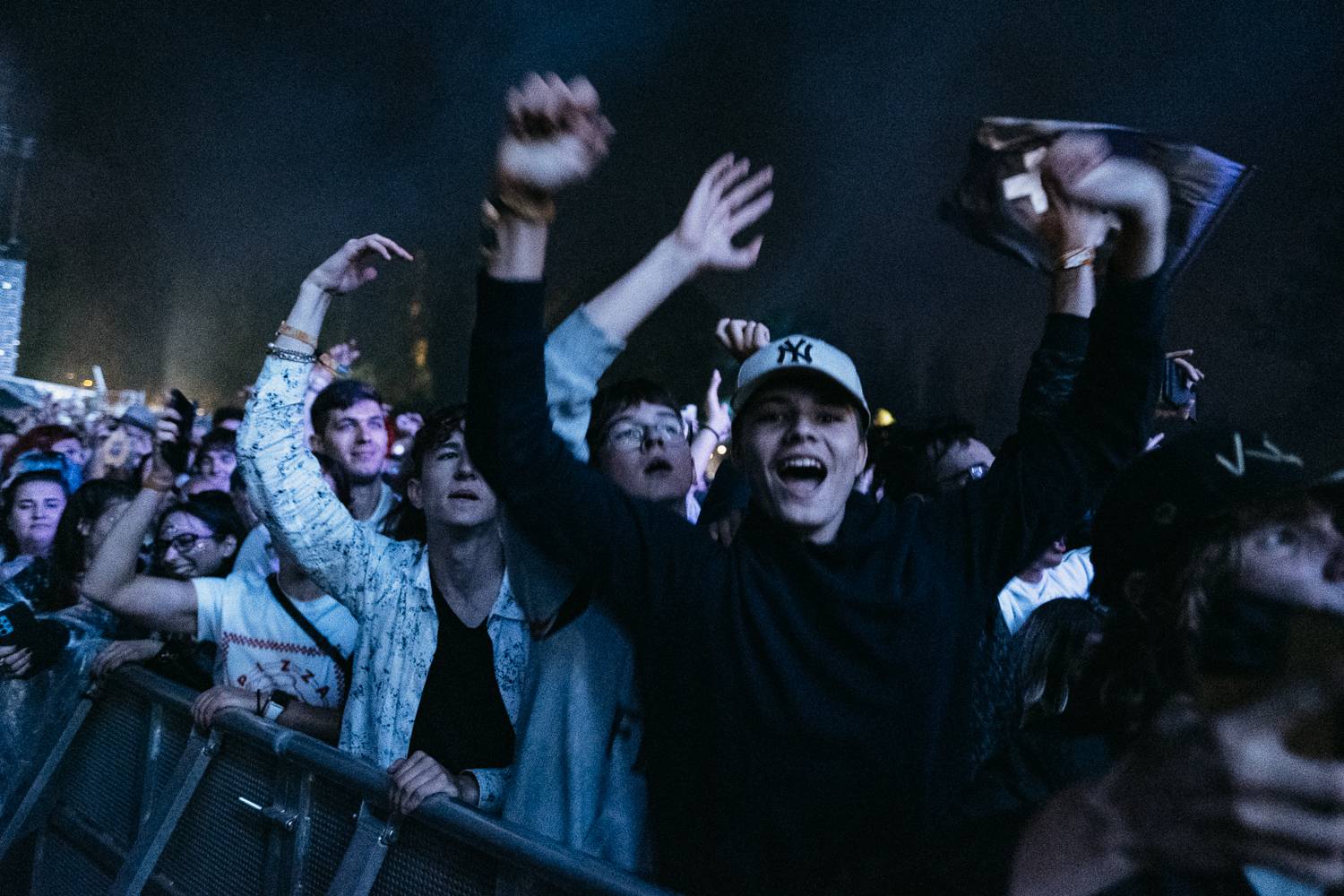 Martin Garrix rozzářil oblohu nad Ostravou, návštěvníkům Colours učarovali i Larkin Poe