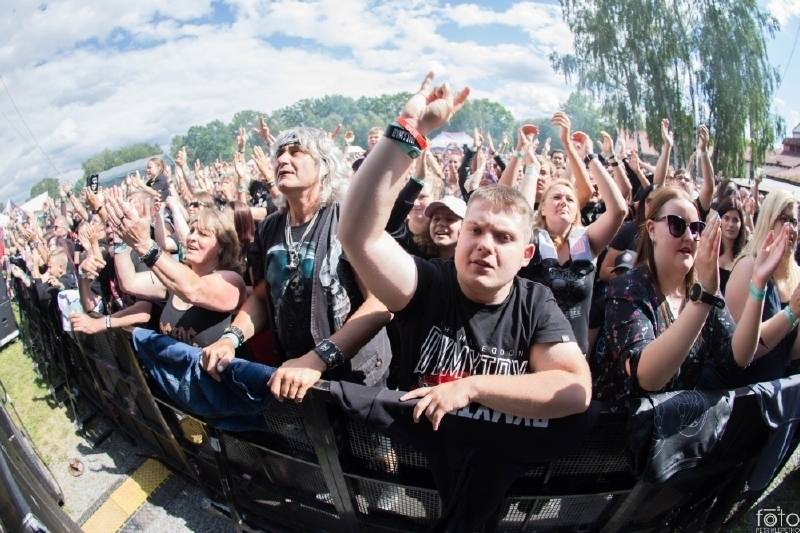 Pekelné počasí i show. Léto s Rychtářem patřilo Alkeholu, Dymytry, Harlej i Arakain