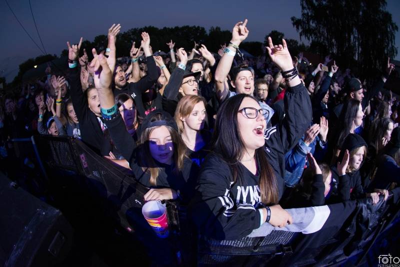 Pekelné počasí i show. Léto s Rychtářem patřilo Alkeholu, Dymytry, Harlej i Arakain