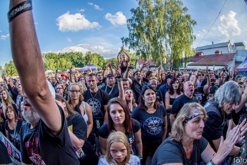 Pekelné počasí i show. Léto s Rychtářem patřilo Alkeholu, Dymytry, Harlej i Arakain