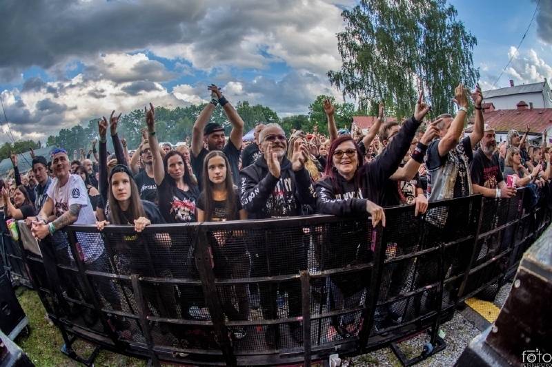 Pekelné počasí i show. Léto s Rychtářem patřilo Alkeholu, Dymytry, Harlej i Arakain