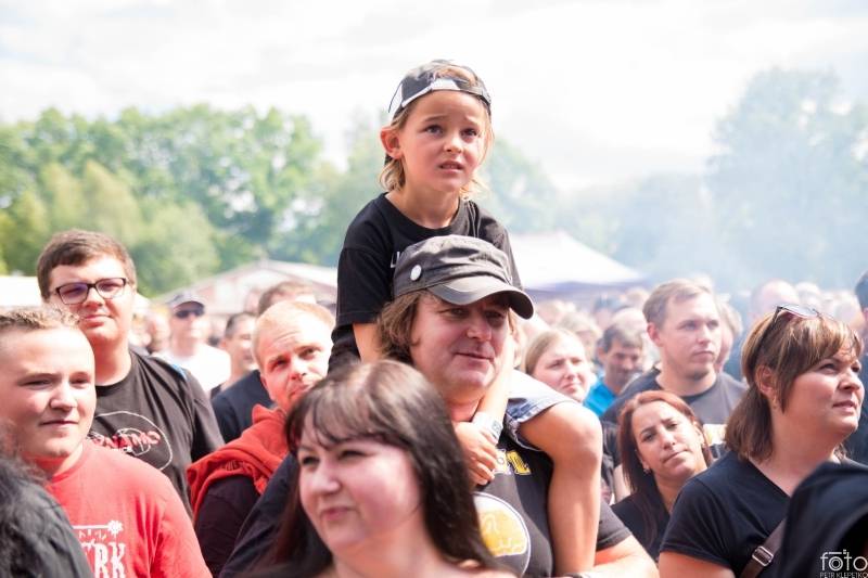 Pekelné počasí i show. Léto s Rychtářem patřilo Alkeholu, Dymytry, Harlej i Arakain