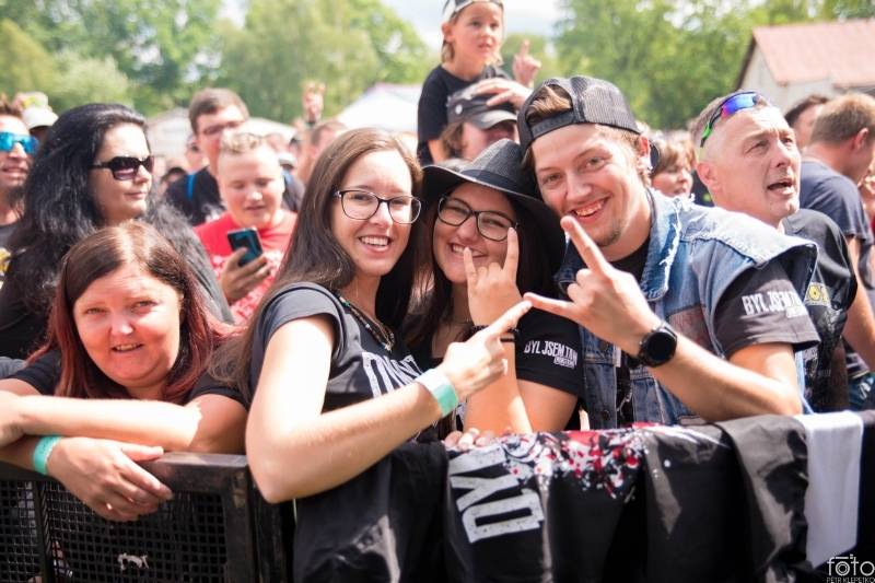 Pekelné počasí i show. Léto s Rychtářem patřilo Alkeholu, Dymytry, Harlej i Arakain