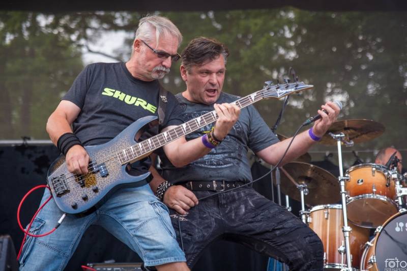 Pekelné počasí i show. Léto s Rychtářem patřilo Alkeholu, Dymytry, Harlej i Arakain