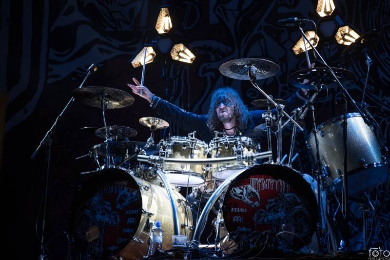 Pekelné počasí i show. Léto s Rychtářem patřilo Alkeholu, Dymytry, Harlej i Arakain