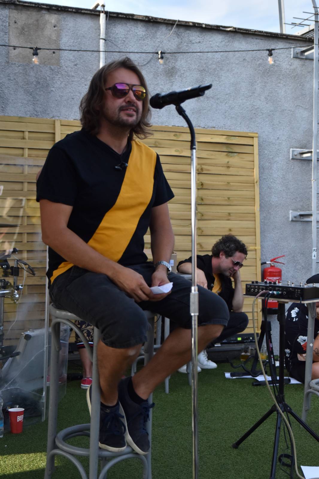 O5 a Radeček zase na střechách. V Praze rozdávali veselí na Radosti