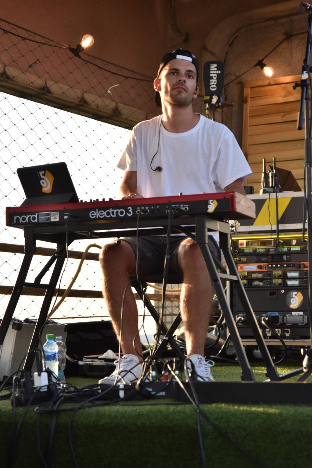 O5 a Radeček zase na střechách. V Praze rozdávali veselí na Radosti