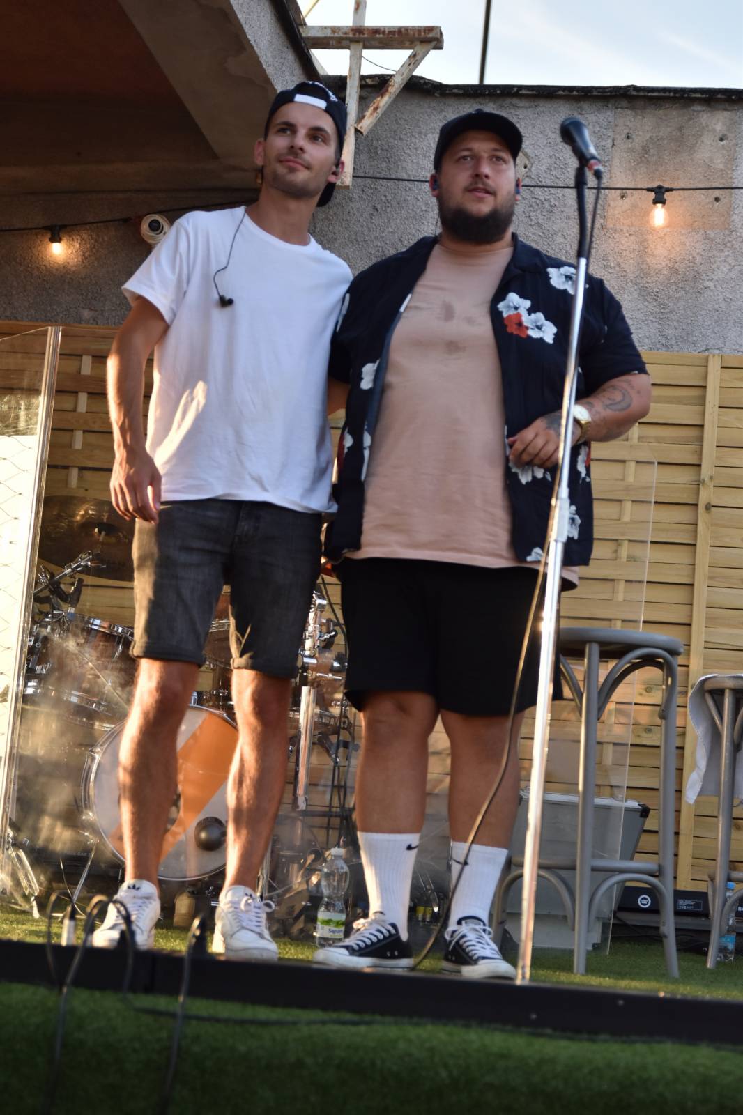 O5 a Radeček zase na střechách. V Praze rozdávali veselí na Radosti