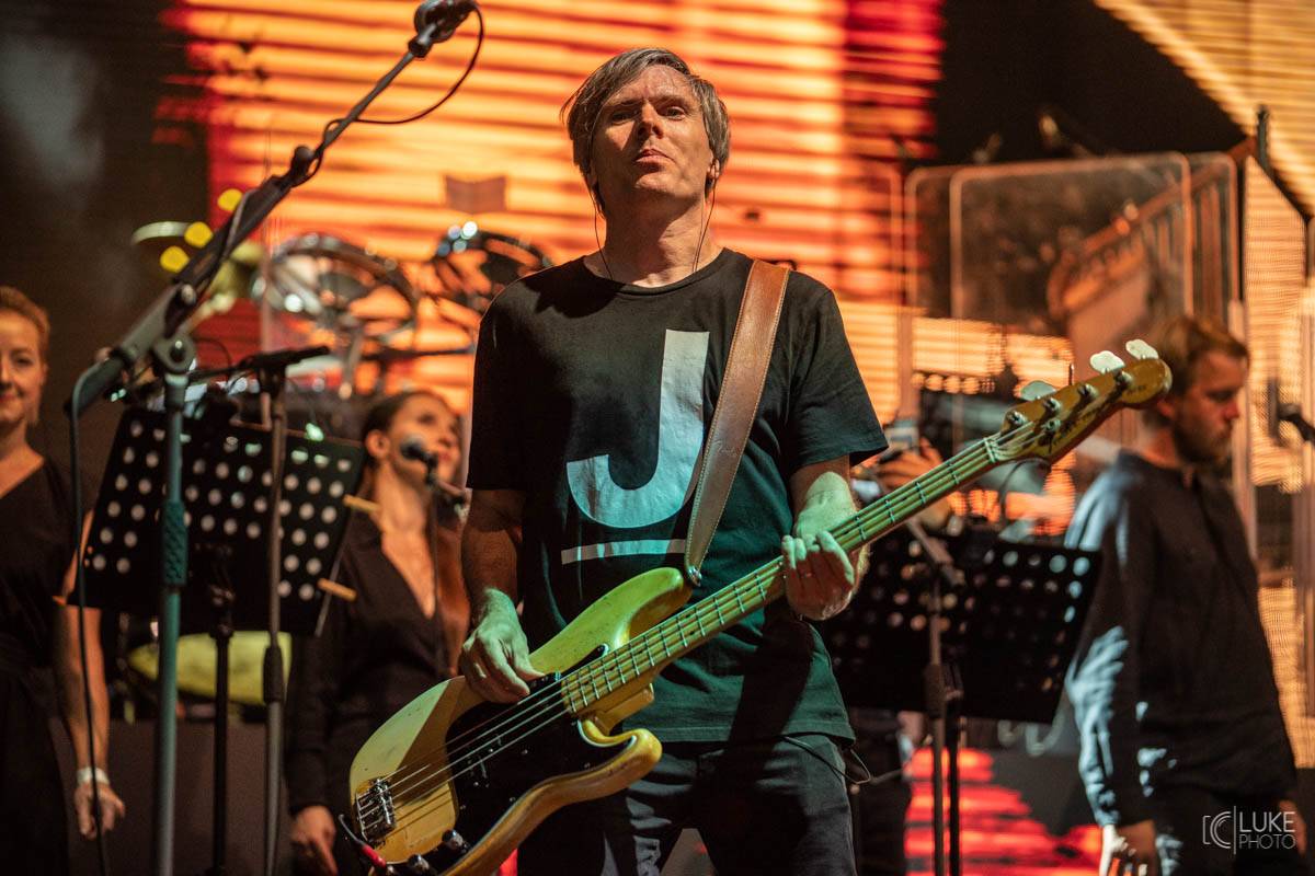 Glorchestra se rozezněla ve Slavkově, v zámeckém parku si se symfoniky tykali Tata Bojs, Vladimir 518, Katarzia i Bratři