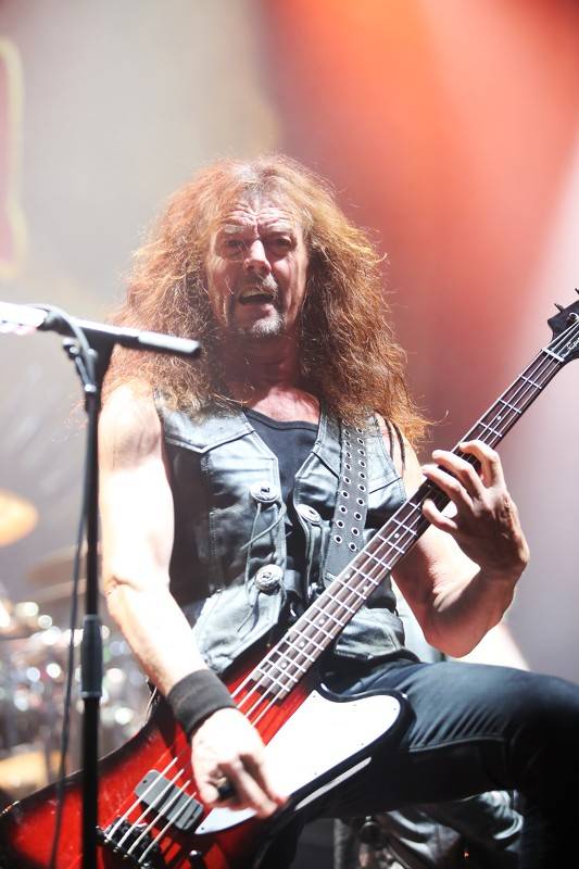 Metalový svátek v Bratislavě. Své show odpálili Judas Priest a Saxon