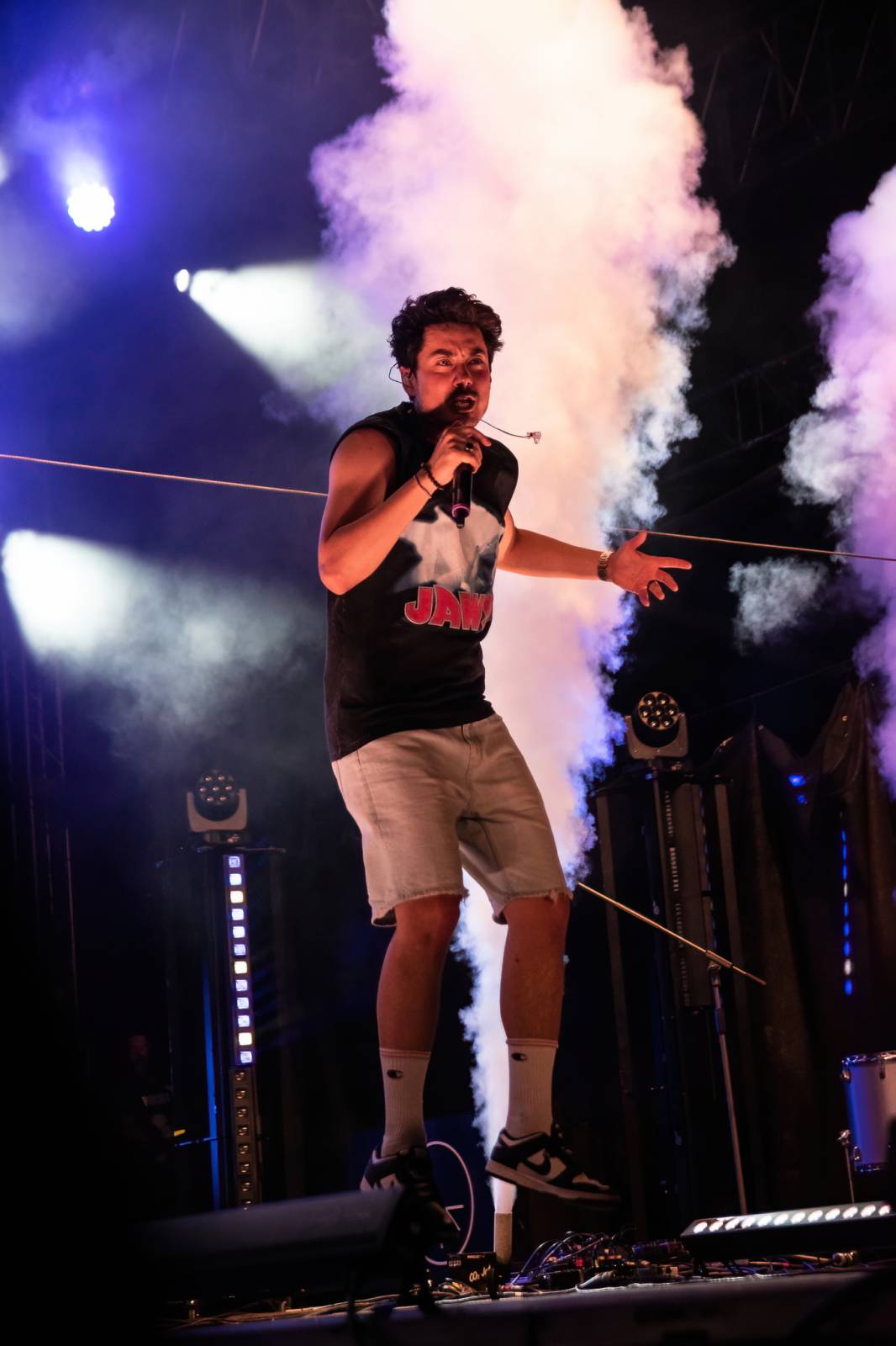 Pod Kunětickou horou panovalo pekelné horko. První den Hrady CZ zazpívali Mig 21, Anna K i Mirai