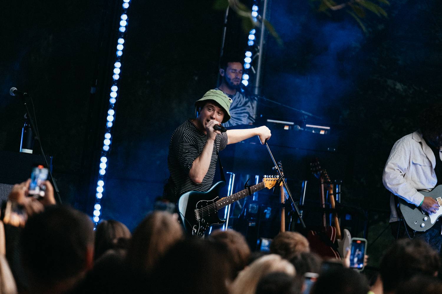 Alec Benjamin se v Praze cítil jako doma a flirtoval s fanynkami