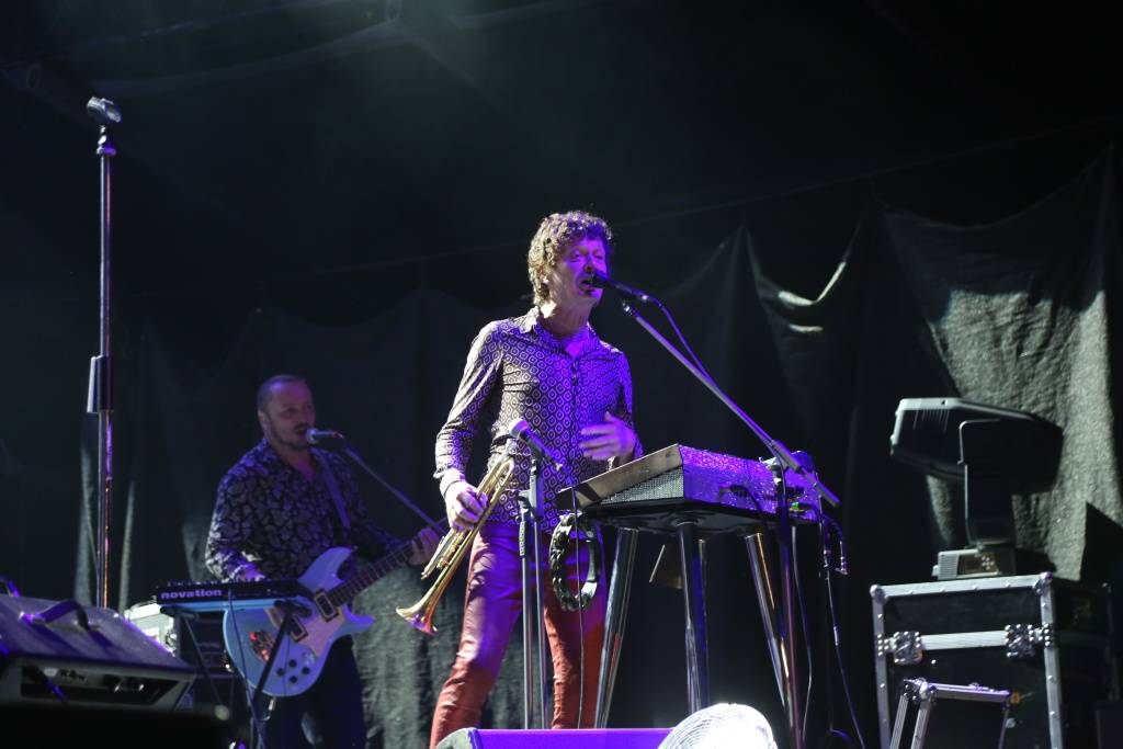 Kunětickou horu rozezpívali Tomáš Klus, Xindl X, Mirai i Mig 21