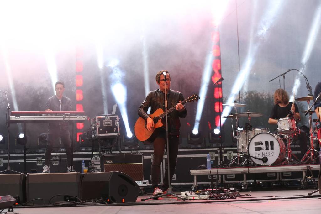 Kunětickou horu rozezpívali Tomáš Klus, Xindl X, Mirai i Mig 21