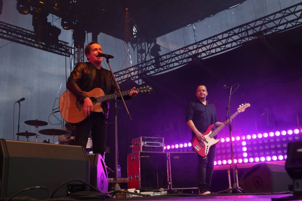 Kunětickou horu rozezpívali Tomáš Klus, Xindl X, Mirai i Mig 21