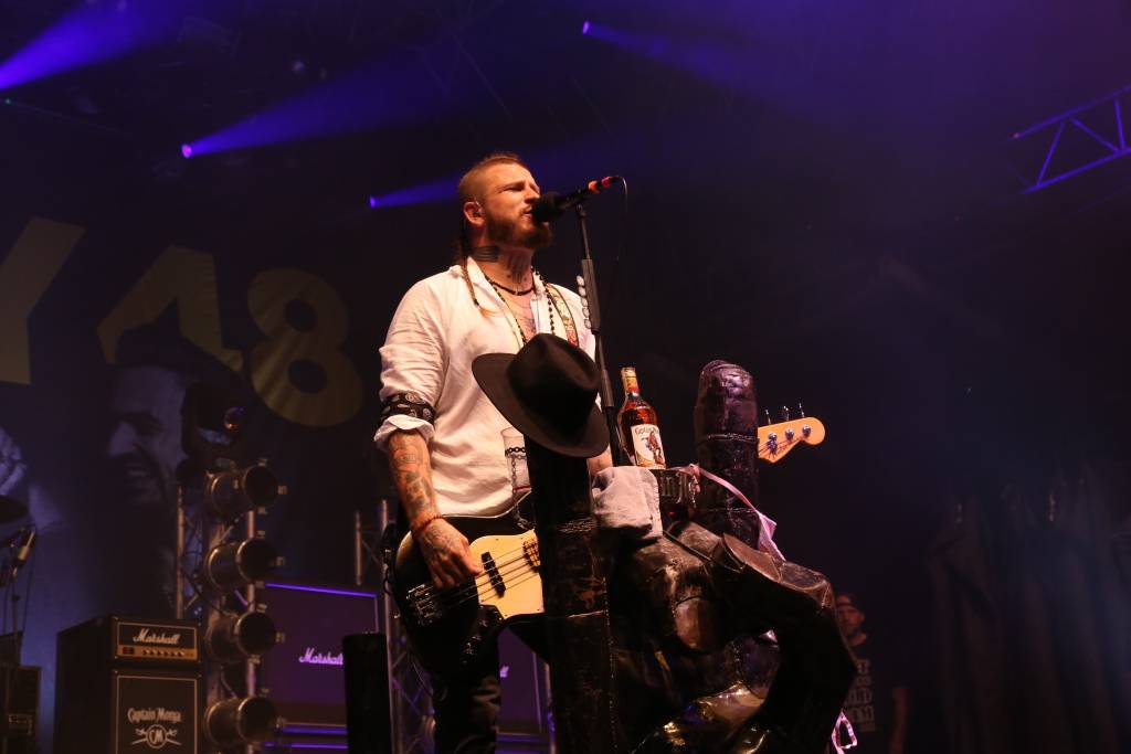 Kunětickou horu rozezpívali Tomáš Klus, Xindl X, Mirai i Mig 21