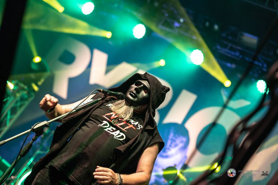 Hrady CZ dorazily na Švihov, sobotu ovládli Chinaski, Rybičky 48 nebo Divokej Bill