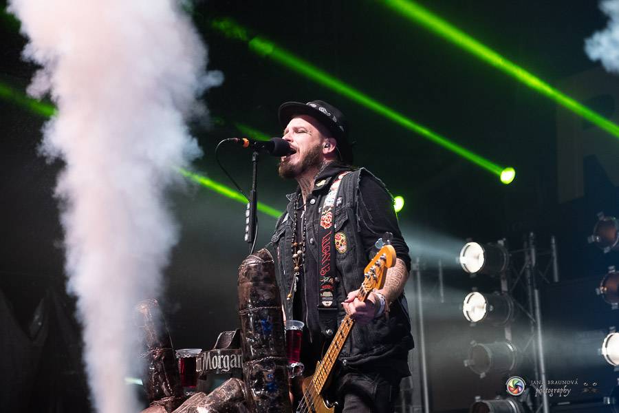 Hrady CZ dorazily na Švihov, sobotu ovládli Chinaski, Rybičky 48 nebo Divokej Bill