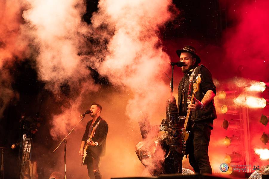 Hrady CZ dorazily na Švihov, sobotu ovládli Chinaski, Rybičky 48 nebo Divokej Bill