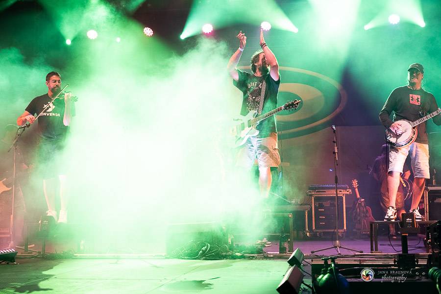 Hrady CZ dorazily na Švihov, sobotu ovládli Chinaski, Rybičky 48 nebo Divokej Bill