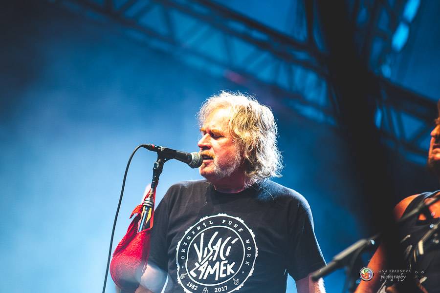 Hrady CZ dorazily na Švihov, sobotu ovládli Chinaski, Rybičky 48 nebo Divokej Bill