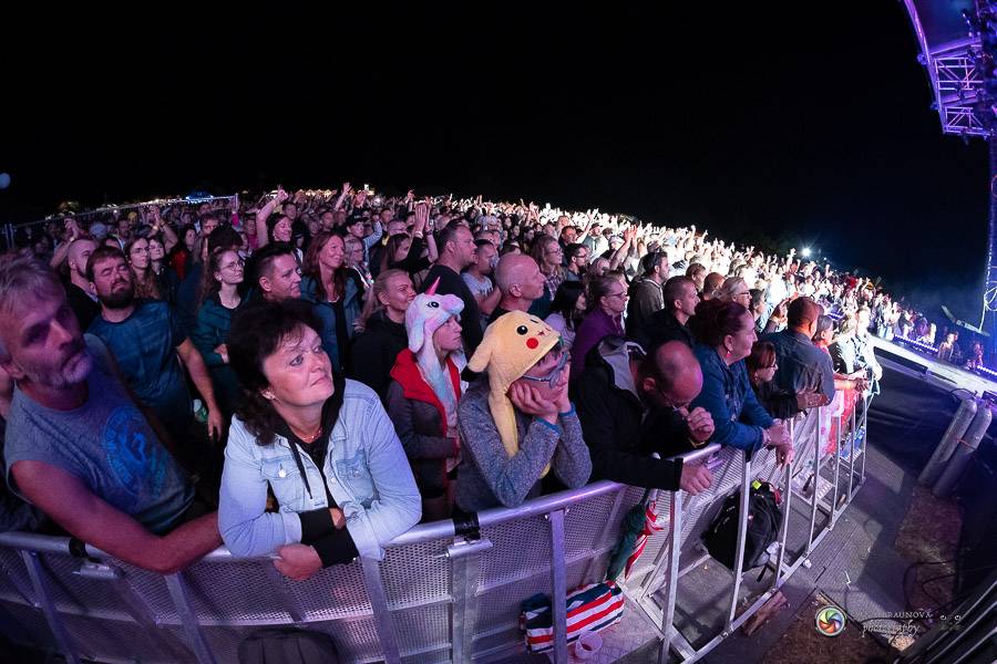 Hrady CZ dorazily na Švihov, sobotu ovládli Chinaski, Rybičky 48 nebo Divokej Bill