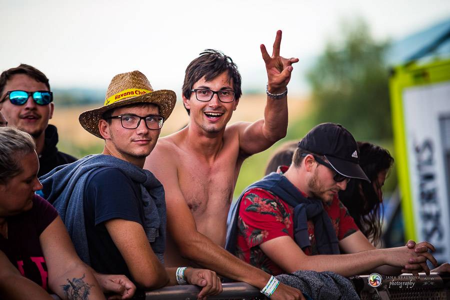 Hrady CZ dorazily na Švihov, sobotu ovládli Chinaski, Rybičky 48 nebo Divokej Bill