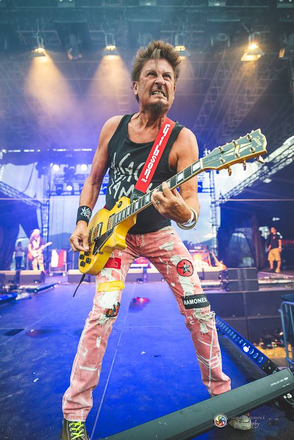 Hrady CZ dorazily na Švihov, sobotu ovládli Chinaski, Rybičky 48 nebo Divokej Bill