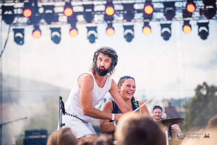 Hrady CZ dorazily na Švihov, sobotu ovládli Chinaski, Rybičky 48 nebo Divokej Bill